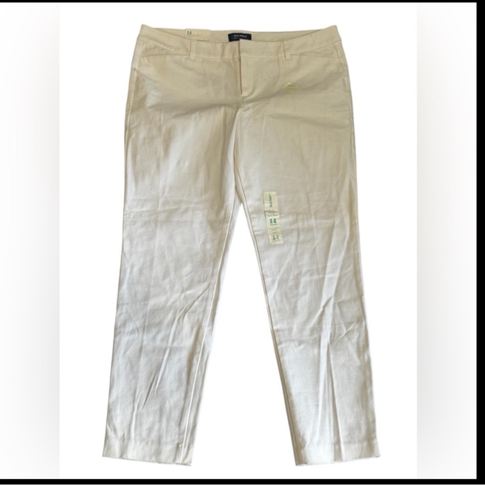 NWT Old Navy White Ankle Cropped Pixie Pants